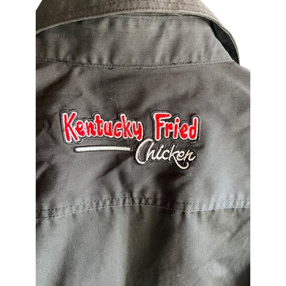 Kentucky Fried Chicken Taco Bell Men M Uniform Button up Shirt Logo Embroidered - Picture 3 of 7